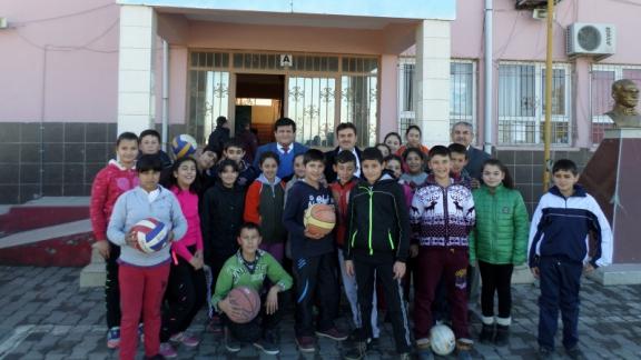 İlçe Milli Eğitim Müdürümüz Ramazan DÖNMEZ´in Karahüseyinli İlk-ortaokuluna Ziyareti