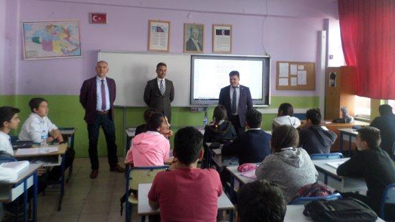İlçe Milli Eğitim Müdürümüz Sayın Ramazan DÖNMEZ beraberinde Şube Müdürü Sayın Bekir ÇETİN ile Karaağaç Akdeniz Ortaokuluna ziyaretleri