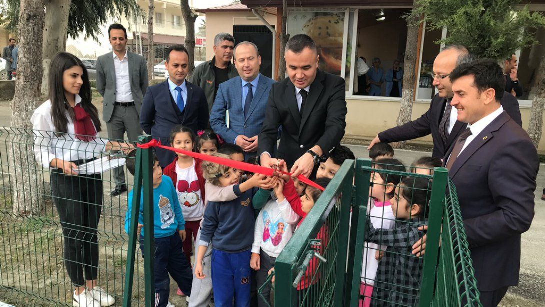 Nardüzü Mesleki ve Teknik Anadolu Lisesinde kütüphane, çocuk oyun parkı, basketbol sahası ve bahçe  açılışları...
