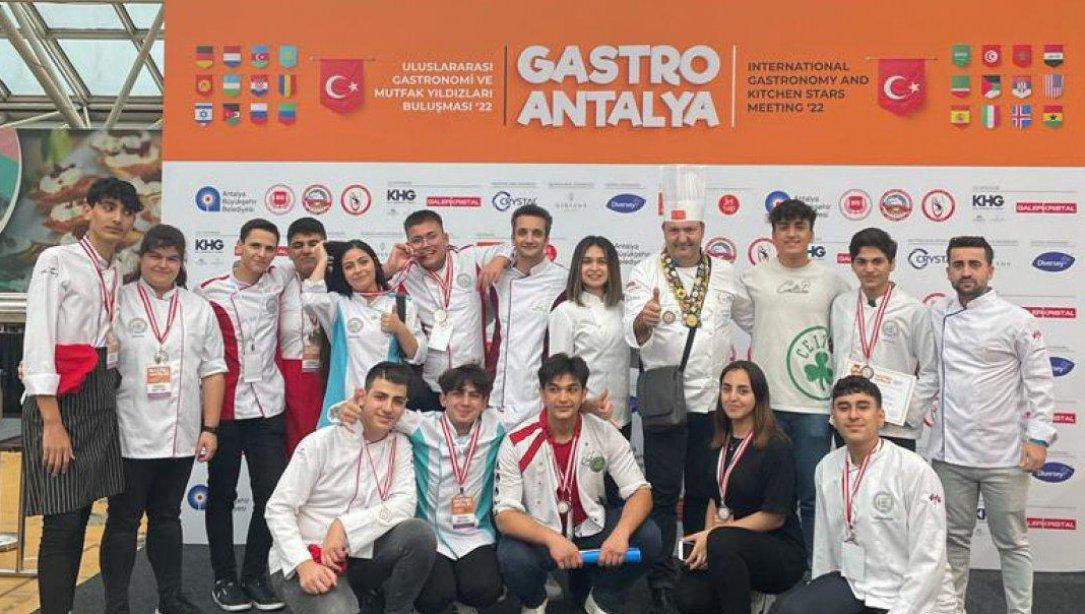 GastroAntalya 2022'de Uluçınar Mesleki ve Teknik Anadolu Lisesi Hatay'ı Temsil Etti